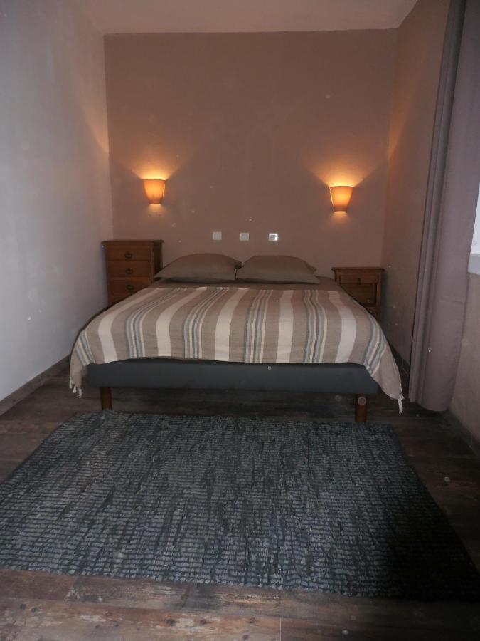 La Vallee De Gaia Bed & Breakfast Saint-Hilaire-de-Lavit Exterior foto
