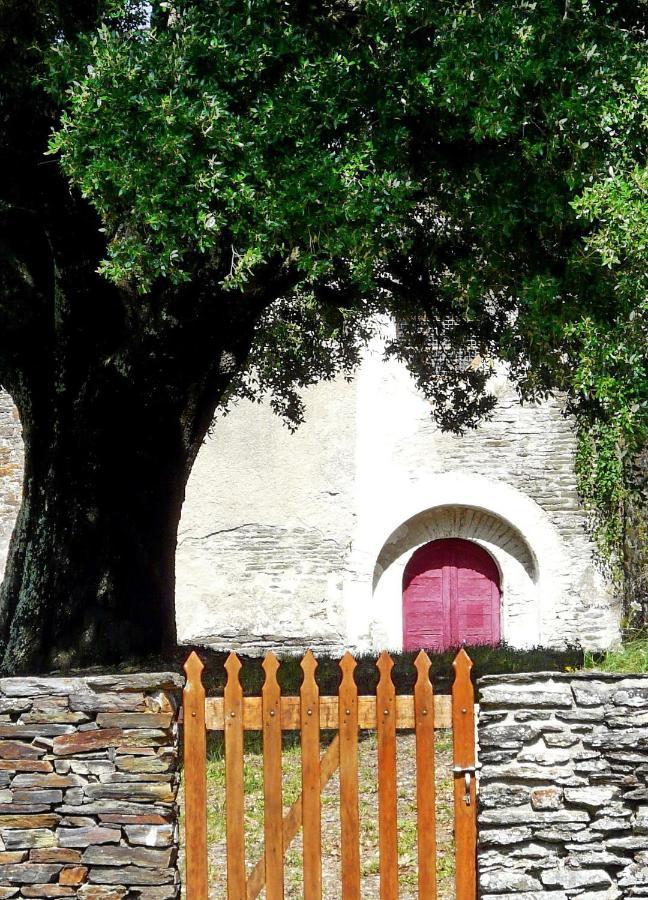La Vallee De Gaia Bed & Breakfast Saint-Hilaire-de-Lavit Exterior foto